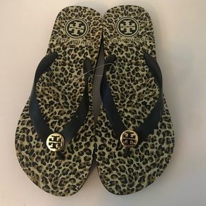 New in Box Tory Burch Black/Leopard Flip Flops